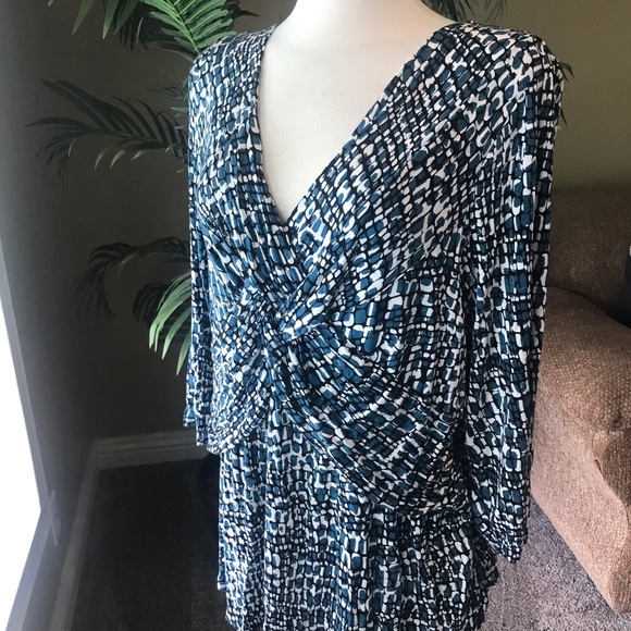 Avenue plus size stretch top - Picture 2 of 5